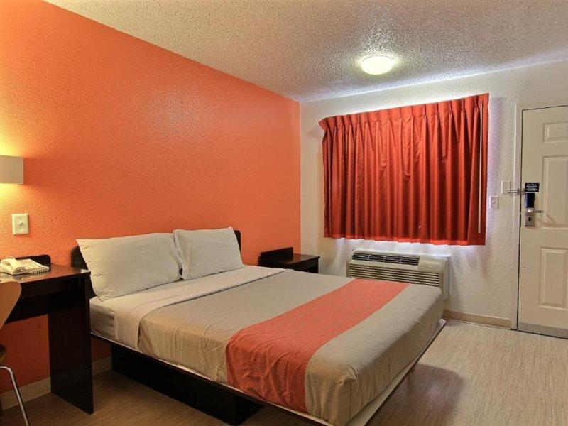 Motel 6-Austin, Tx Exterior photo