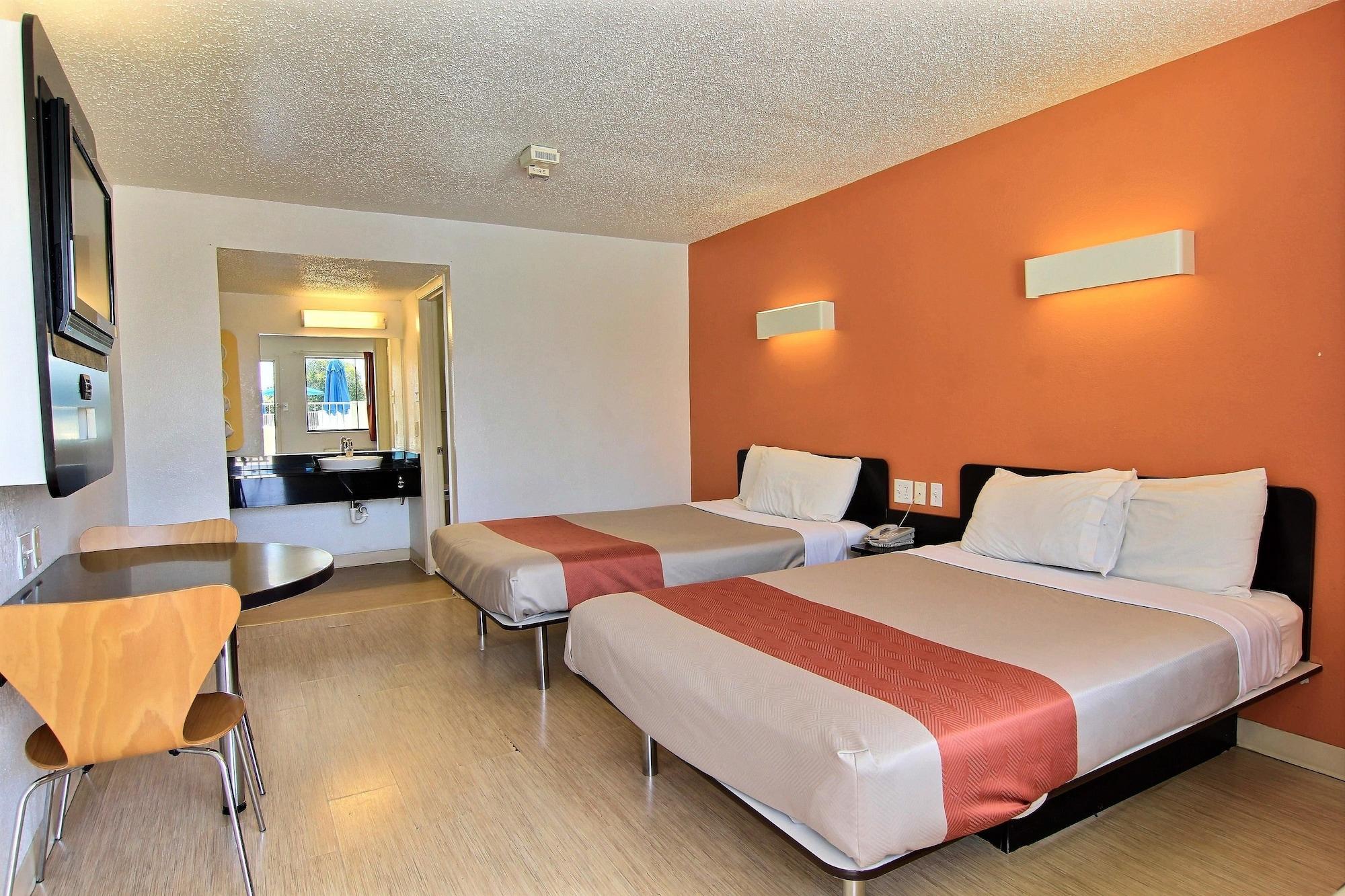 Motel 6-Austin, Tx Exterior photo