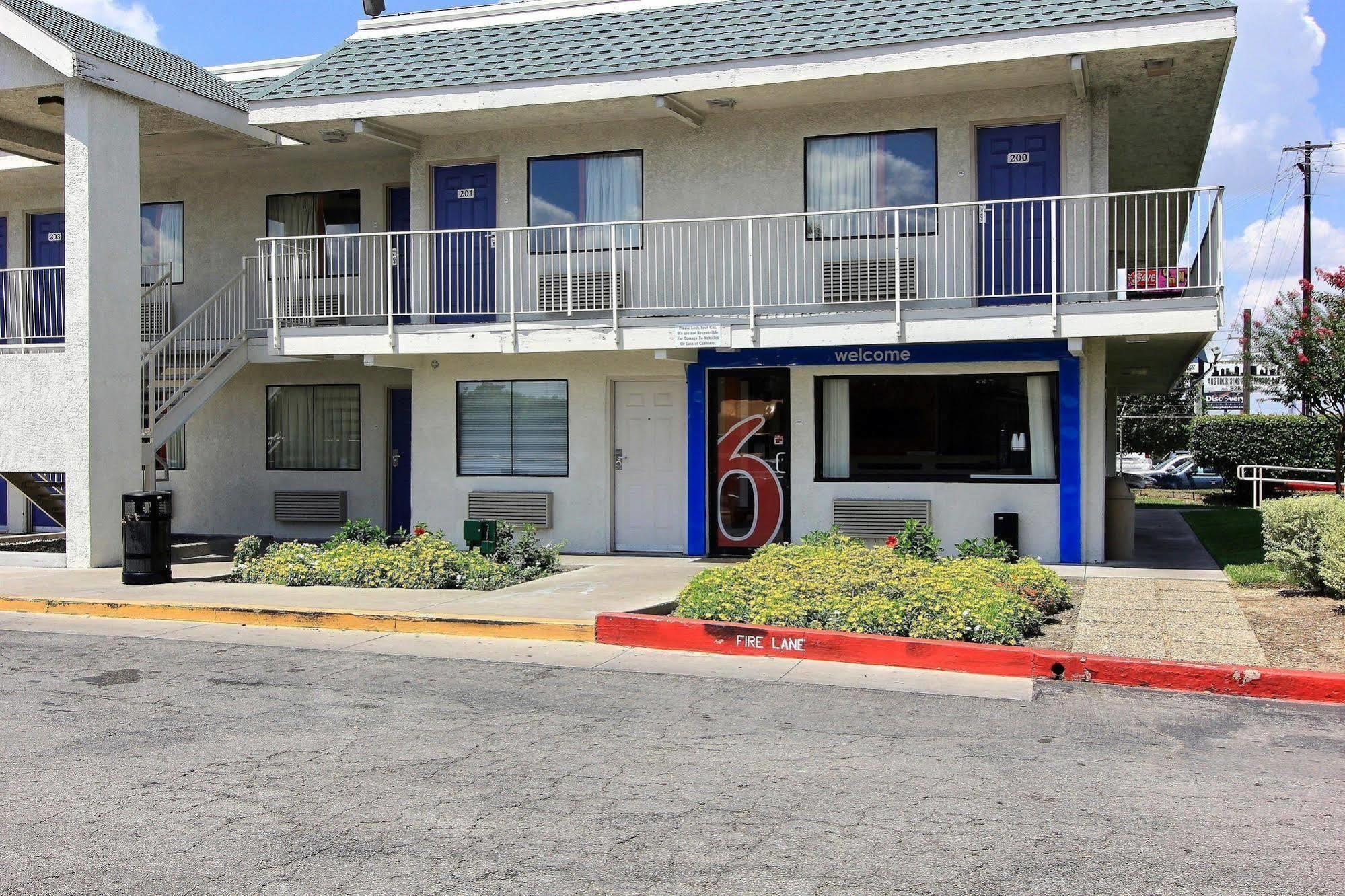 Motel 6-Austin, Tx Exterior photo