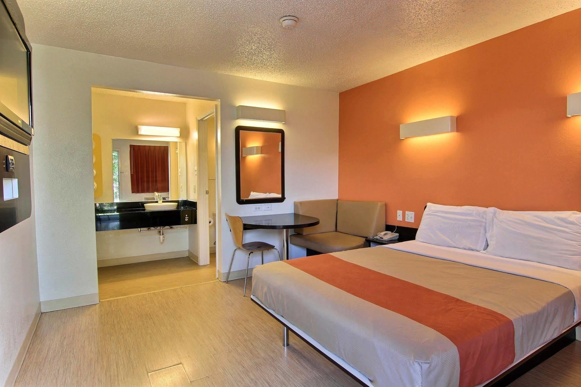 Motel 6-Austin, Tx Exterior photo