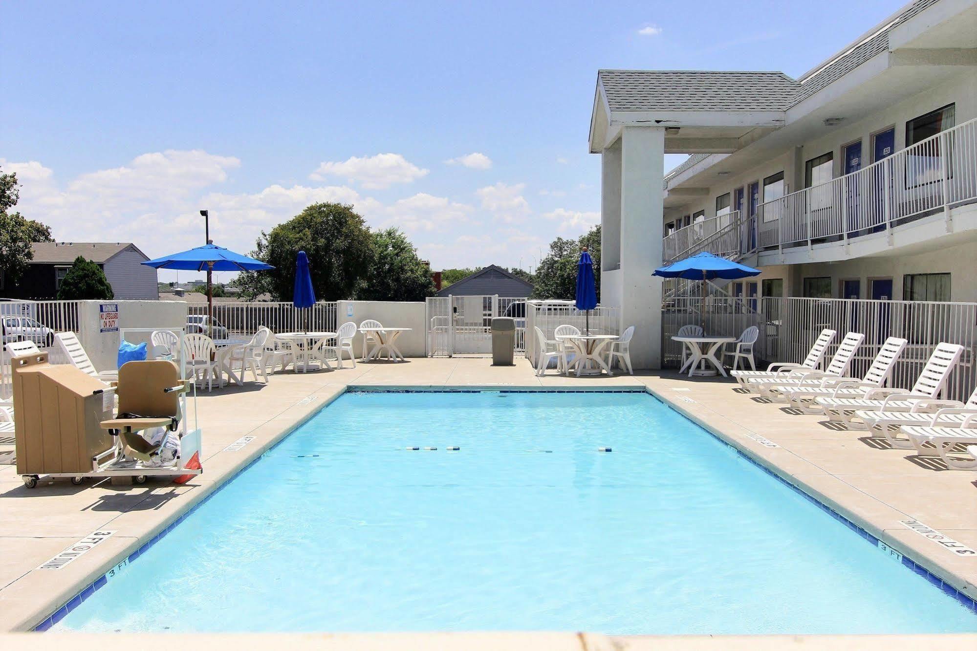 Motel 6-Austin, Tx Exterior photo