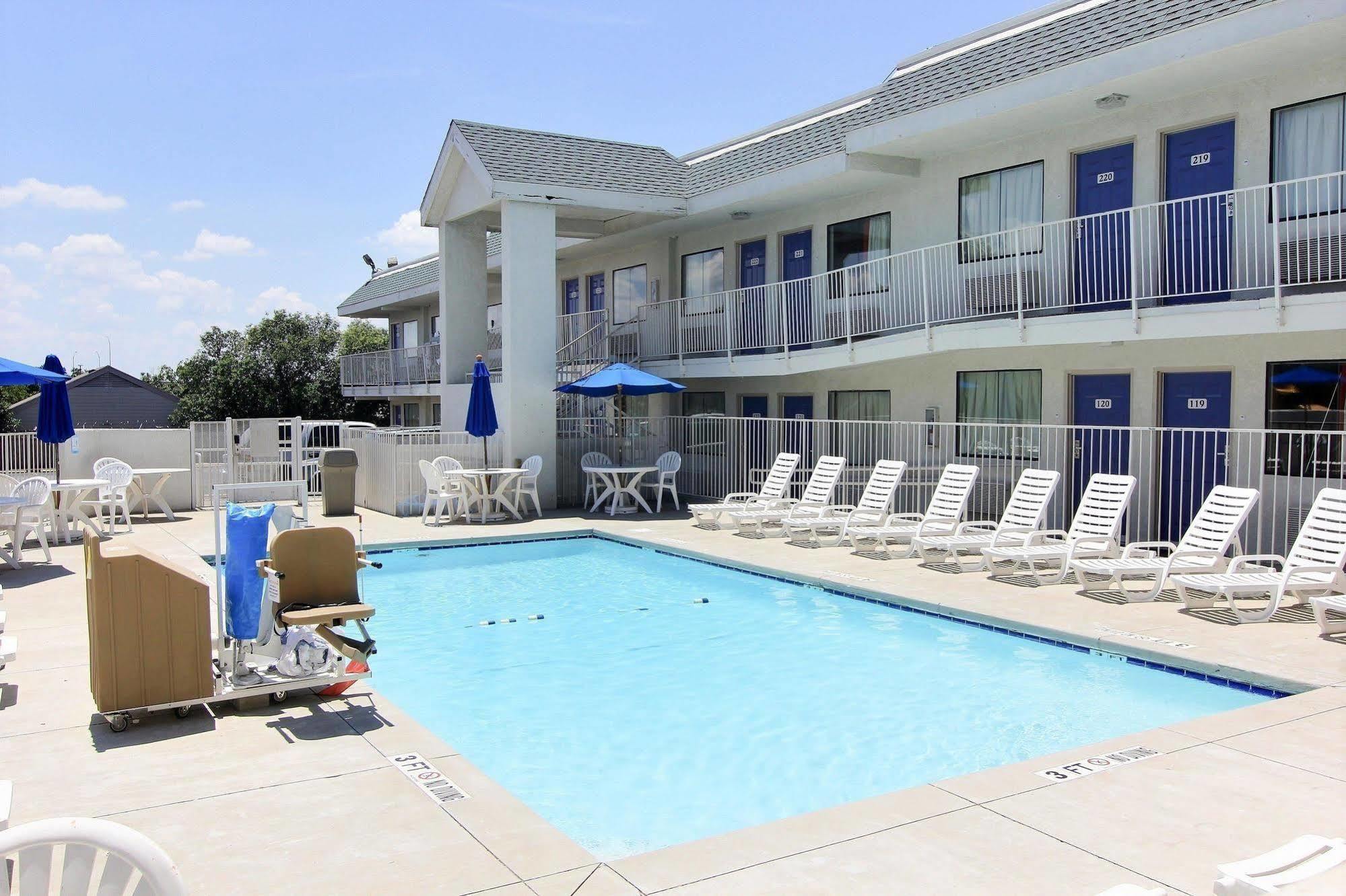 Motel 6-Austin, Tx Exterior photo