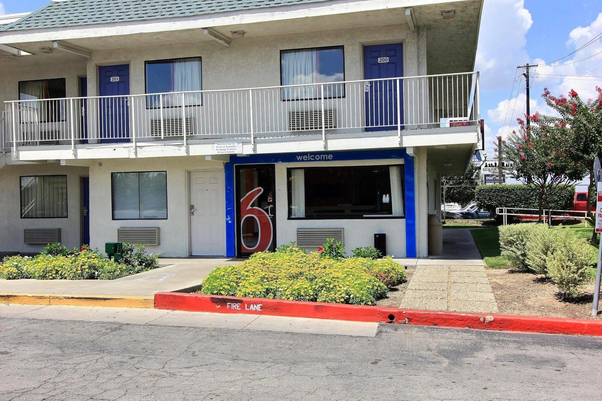 Motel 6-Austin, Tx Exterior photo